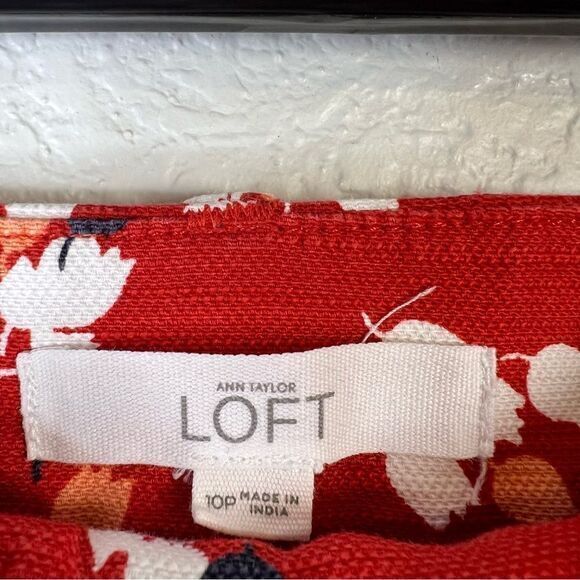 Ann Taylor Loft Womens Chino Shorts Floral Print Stretch Casual‎ 10P Petite Red - Picture 3 of 6